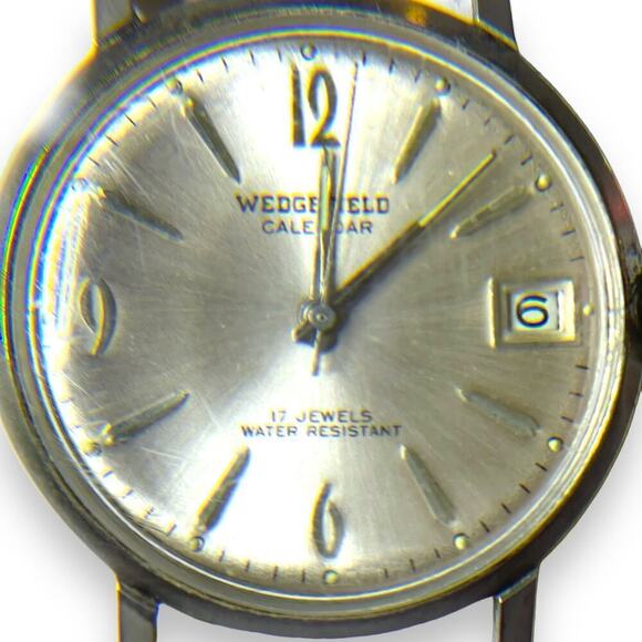 Wedgefield Calendar Watch 17 Jewel Manual Wind Water Resistant - AS IS - WORKS - Picture 5 of 10